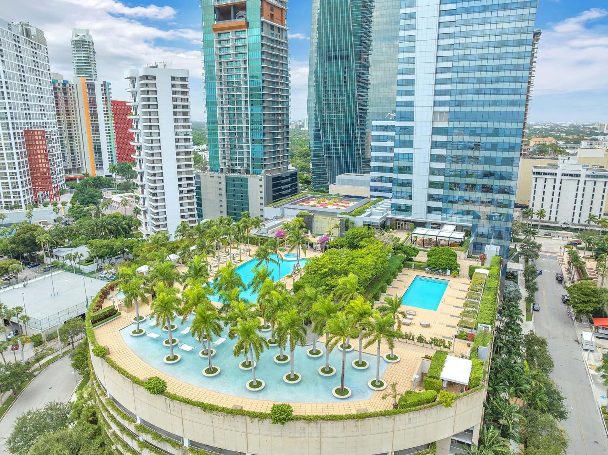 2 Bedroom Or King Studio Suites Four Seasons Hotel Miami Free Wi-Fi & Free Parking Extérieur photo